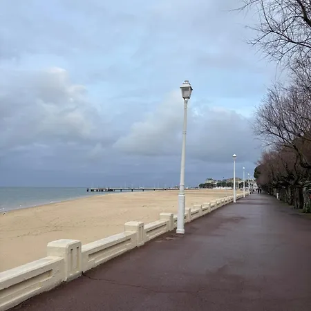 Front De 1ere Ligne * ארסשון
